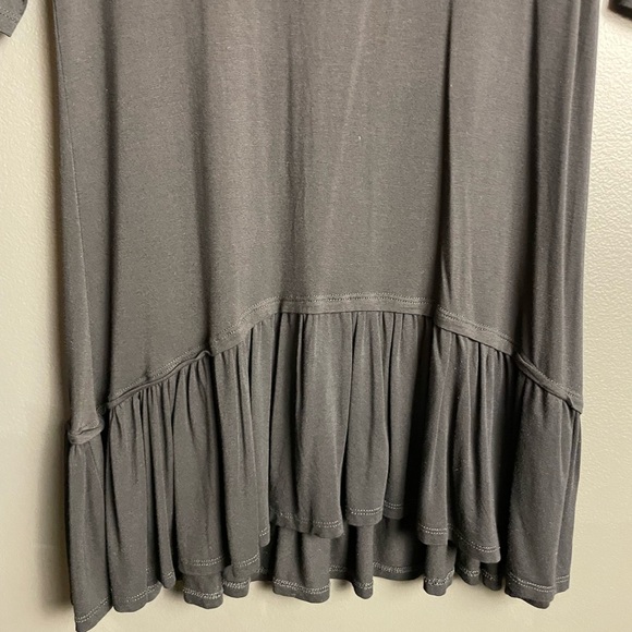 676. Audge Podge Super Soft Top w/Ruffled Hem - Picture 3 of 7